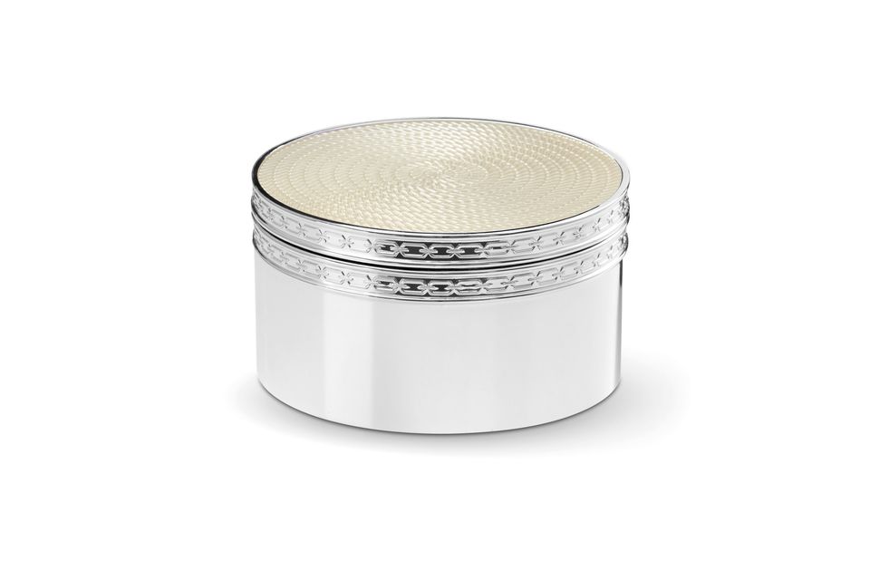 Vera Wang for Wedgwood With Love Nouveau Covered Box Pearl