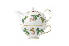 Wedgwood Wild Strawberry Tea For One Gift Boxed thumb 1