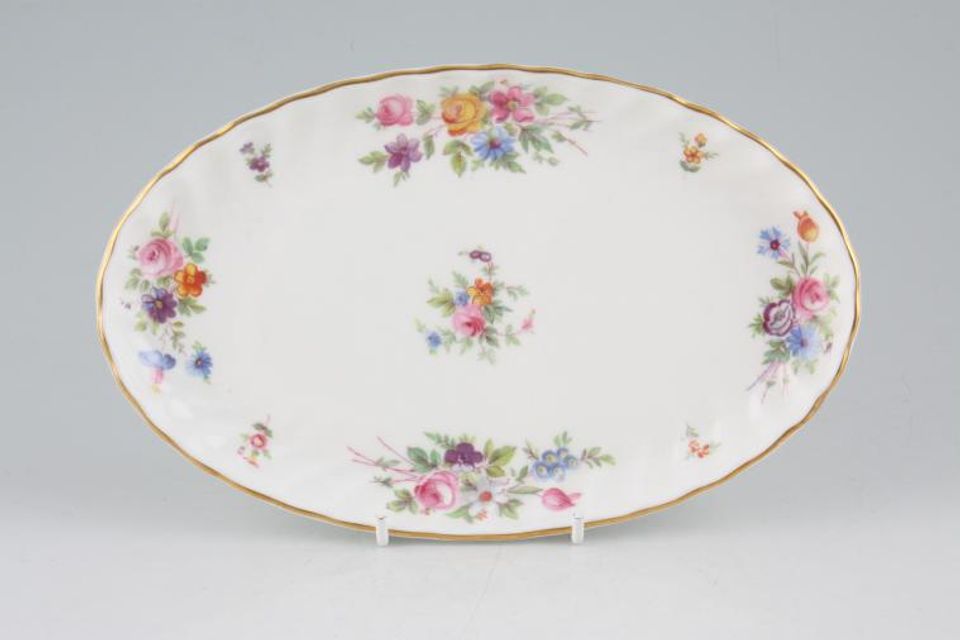 Minton Marlow - Fluted and Straight Edge Tray (Giftware) Shallow Oval Dish/dressing table tray 8 1/2"