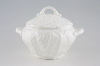 Sell Wedgwood Countryware Sauce Tureen + Lid 4 3/4 x 3 1/2" 