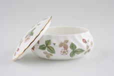 Wedgwood Wild Strawberry Box Oval, spiral fluted. 4 1/4" thumb 2