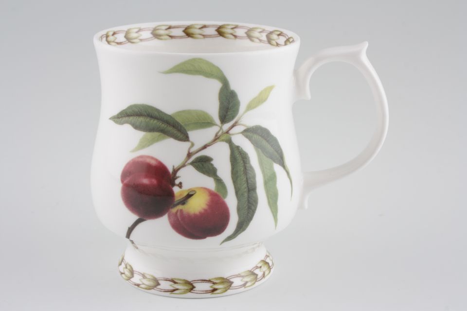 Queens Hookers Fruit Mug Nectarine - Craftsman Shape 3 1/8" x 3 1/2"