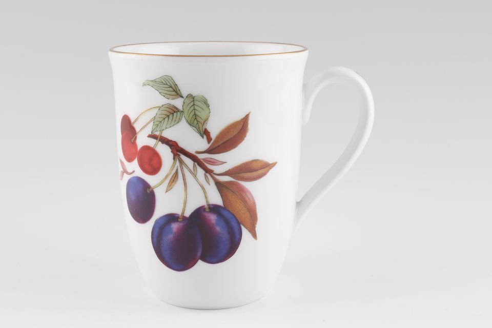 Royal Worcester Evesham - Gold Edge Mug Plums & Cherries - Redcurrants on the back 3 1/4" x 4 1/4"