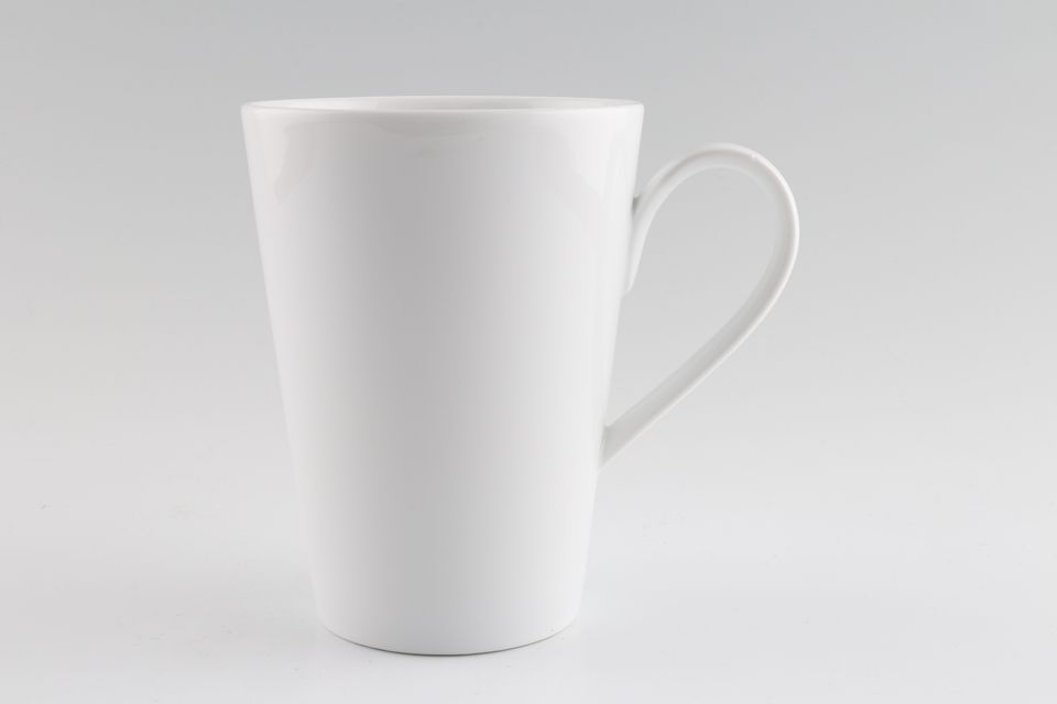 Marks & Spencer Maxim Mug Handle base 1 1/4" from mug base. 3 1/2" x 4 5/8"