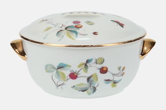 Sell Royal Worcester Strawberry Fair - Gold Edge Porcelain Casserole Dish + Lid Round. Shape 23 Size 5 1pt