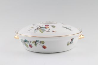 Royal Worcester Strawberry Fair - Gold Edge Porcelain Casserole Dish + Lid Round. Shape 22 Size 3 1 1/2pt