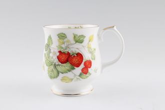 Sell Queens Virginia Strawberry - Gold Edge - Plain Mug Craftsmans - Bulbous shape 3" x 3 1/2"