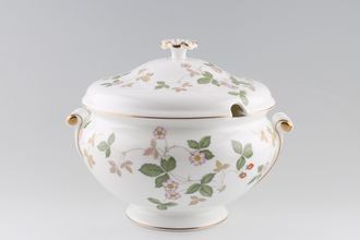 Sell Wedgwood Wild Strawberry Soup Tureen + Lid
