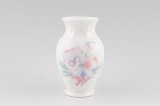 Aynsley Little Sweetheart Vase Mini Vase 3 1/2"