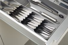 Joseph Joseph Cleaning and Organisation DrawerStore Cutlery, Utensil and Gadget Organiser Grey 38.4cm x 5.3cm x 39.7cm thumb 4