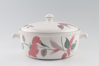 Mikasa Continental Silk Flowers Casserole Dish + Lid Round with two handles 4pt