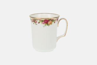 Royal Albert Old Country Roses - Made in England Mug Ruby Celebration. Ribbon Collection 3 3/8" x 3 3/4"