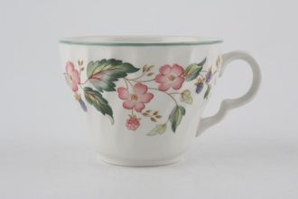 BHS Victorian Rose Teacup 3 1/2" x 2 5/8"