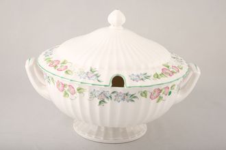 Sell Royal Worcester English Garden - Ribbed - Green Edge Soup Tureen + Lid
