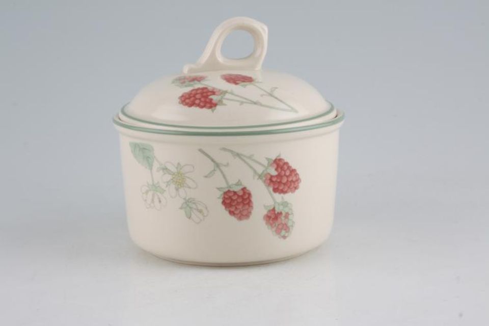Wedgwood Raspberry Cane - Granada Shape Sugar Bowl - Lidded (Tea) 4 3/8"