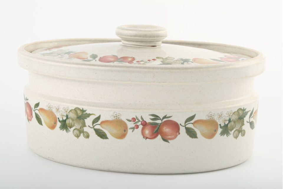 Wedgwood Quince Casserole Dish + Lid Oval 3 1/2pt