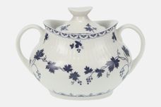 Royal Doulton Yorktown - Old Style - Ribbed Sugar Bowl - Lidded (Tea) with handles thumb 1