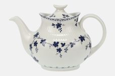 Royal Doulton Yorktown - Old Style - Ribbed Teapot 2 1/2pt thumb 1
