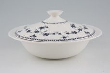 Royal Doulton Yorktown - New Style - Smooth Vegetable Tureen with Lid Round - Pattern Inside / No Handles thumb 1