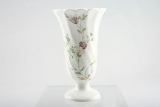 Wedgwood Campion Vase 4 1/4"