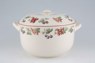 Sell Wedgwood Provence Casserole Dish + Lid round 3pt