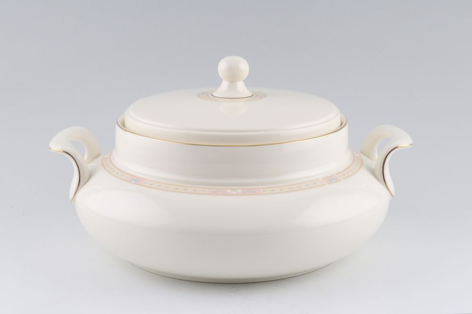 Royal Doulton Cassandra Vegetable Tureen with Lid