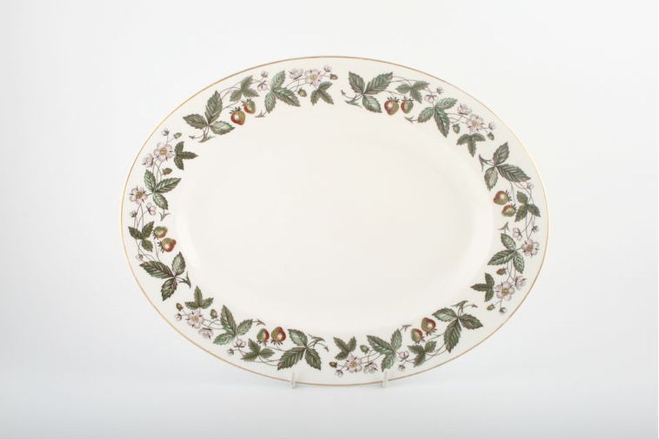 Wedgwood Strawberry Hill Oval Platter 13 3/4"
