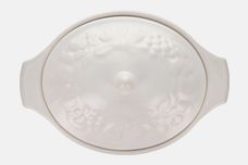 Marks & Spencer White Embossed Casserole Dish + Lid Oval - also Veg Tureen 12 3/4" thumb 4