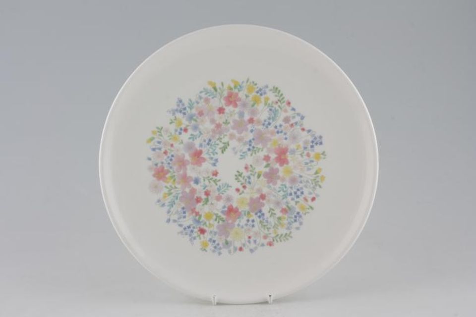 Wedgwood Forget-Me-Not Dinner Plate 10 1/2"