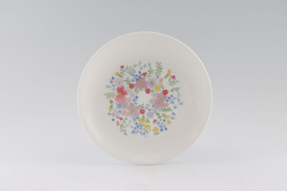 Wedgwood Forget-Me-Not Tea / Side Plate 6 3/4"