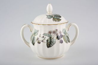 Royal Worcester Lavinia - White Sugar Bowl - Lidded (Tea) 3 1/4"