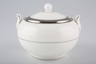 Wedgwood Carlyn Sugar Bowl - Lidded (Tea) Squat