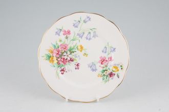 Queen Anne Old Country Spray Tea / Side Plate 6 1/4"