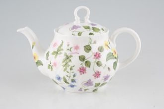 Queens Country Meadow Teapot Round 1pt