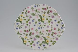 Queens Country Meadow Cake Plate round 10"