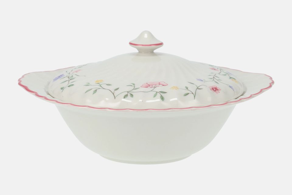 Johnson Brothers Summer Chintz Vegetable Tureen with Lid Eared