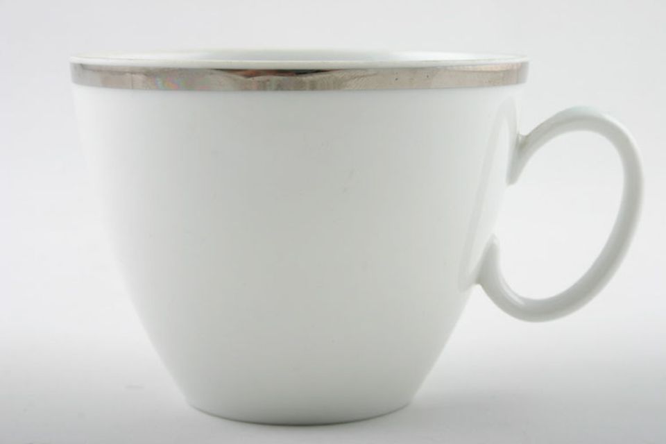 Thomas Medaillon Platinum Band - White with Thick Silver Line Teacup Sloping sides 3 1/2" x 2 3/4"