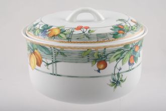 Sell Wedgwood Eden - Home Casserole Dish + Lid round 3pt