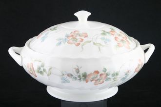 Wedgwood Cottage Rose Vegetable Tureen with Lid