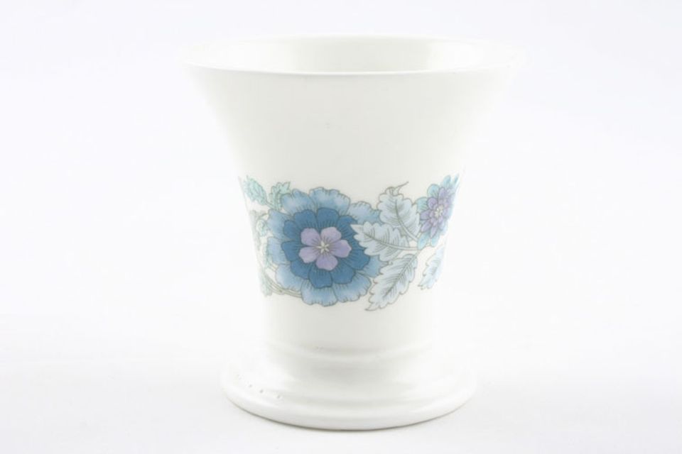 Wedgwood Clementine - Plain Edge Vase Posy pot 3 1/2"