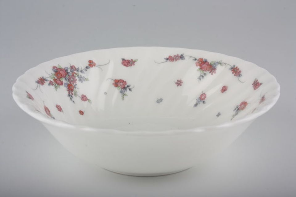 Wedgwood Picardy Soup / Cereal Bowl 6 1/4"