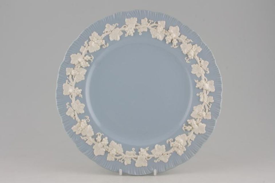 Wedgwood Queen's Ware - White Vine on Blue - Shell Edge Dinner Plate 10 3/8"