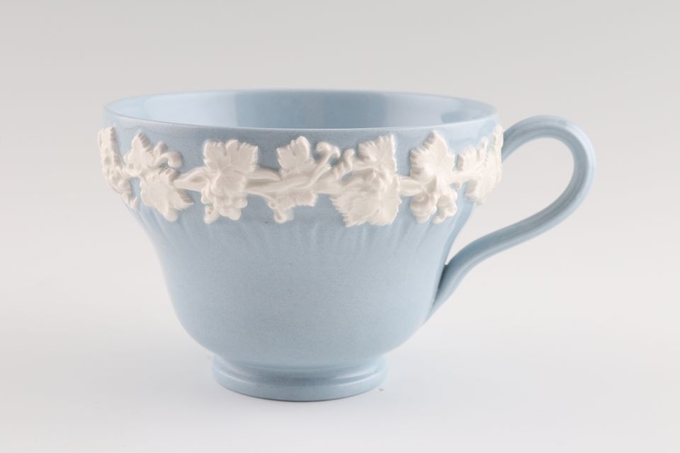 Wedgwood Queen's Ware - White Vine on Blue - Shell Edge Teacup 3 5/8" x 2 1/2"