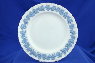 Wedgwood Queen's Ware - Blue Vine on White Tea / Side Plate 7"
