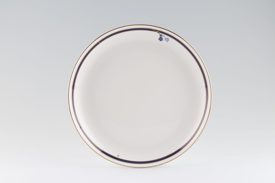 Royal Worcester Signature Cake Plate 9"