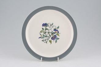 Wedgwood Isis - Fine Pottery Tea / Side Plate Pattern in Centre 7"