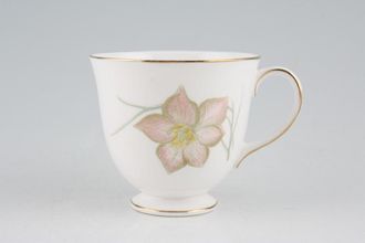 Susie Cooper Day Lily Teacup Tulip Shape 3 1/2" x 2 7/8"