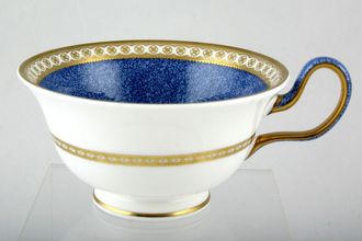 Wedgwood Ulander - Powder Blue Teacup Peony - Shades may vary slightly 4 1/8" x 2 1/2"