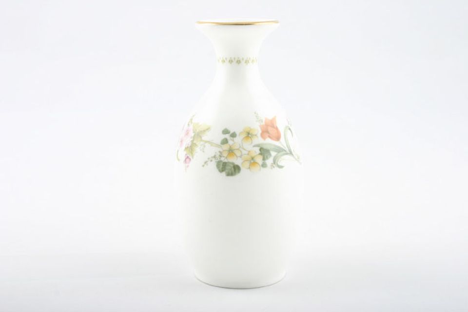 Wedgwood Mirabelle R4537 Vase 5"