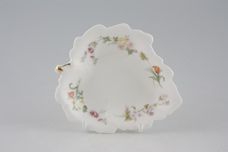 Wedgwood Mirabelle R4537 Dish (Giftware) Leaf dish 5 1/4" thumb 1